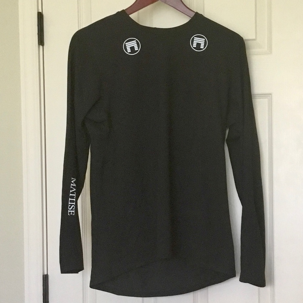 Like New MATUSE Delphin Training Shirt